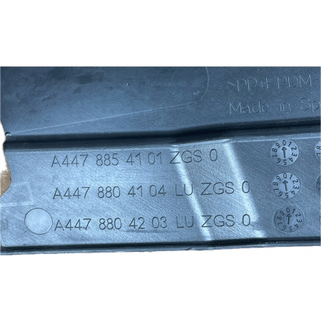 MERCEDES V-KLASA VITO 447 MOCOWANIE ŚLIZG ZDERZAKA PRZÓD PRAWY A4478854101