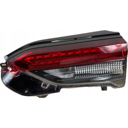 P4 TOYOTA RAV4 RAV-4 V 5 2020 - PRAWA LAMPA TYŁ TYLNA KLAPY 81580-42151