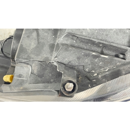 FIESTA MK8 17- LAMPA LEWA PRZÓD H1BB-13W030-AE