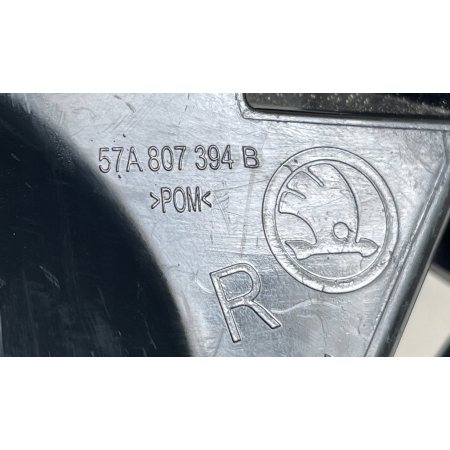 SKODA KAROQ ŚLIZG ZDERZAKA PRAWY TYLNY TYŁ 57A807394B