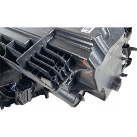 VW PASSAT B9 2023 - LAMPA LEWA FULL LED 3J1941035 26.04.24