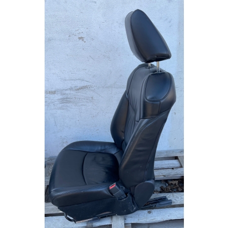 P4 TOYOTA RAV4 RAV-4 V 5 2020 - FOTEL PRAWY PRZÓD SKÓRA CZARNY