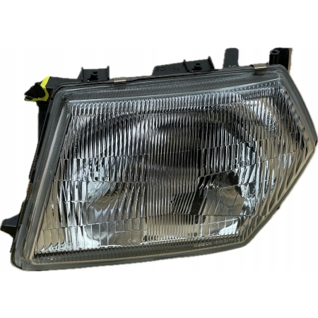 NISSAN PATROL GR Y61 1997 - 2004 LAMPA LEWA PRZÓD PRZEDNIA