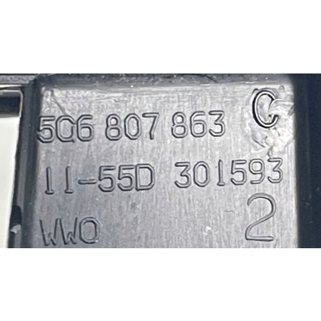 ŚLIZG ZDERZAKA TYŁ VW GOLF VII HB 5G6807863C