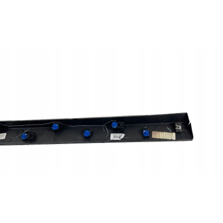 LISTWA DRZWI DOLNA PRAWA PRZÓD BMW G02 X4
