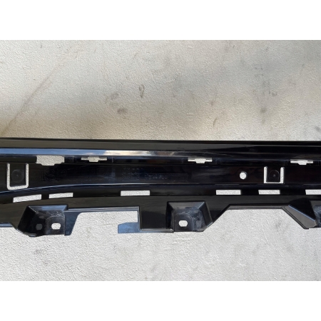 LPA297 BMW i4 G26 M-PAKIET LISTWA PROGOWA PRAWA 8078580