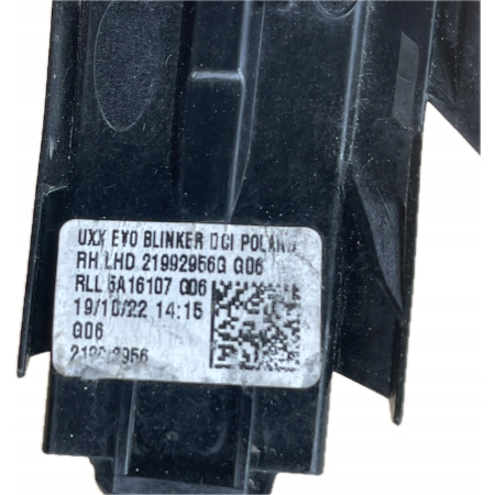 BMW 2 U06 X1 U11 KIERUNKOWSKAZ LUSTERKA PRAWY 5A16107