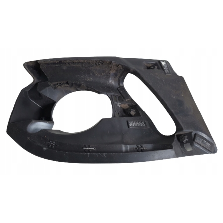 UCHWYT HALOGENU PRAWE BMW 1 E81 7263124