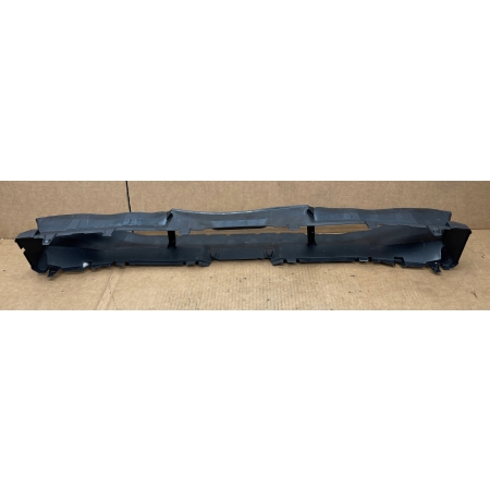 AUDI Q6 E-TRON KIEROWNICA WLOT POWIETRZA 85H121333C