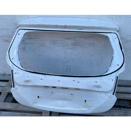 TOYOTA YARIS IV 2020 - KLAPA BAGAŻNIKA TYŁ TYLNA