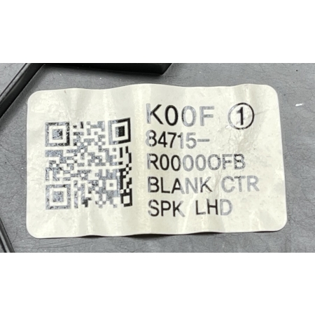 B3 KIA CARNIVAL IV 2020 - OSŁONA GŁOŚNIKA GRILL MASKOWNICA 84716-R0010