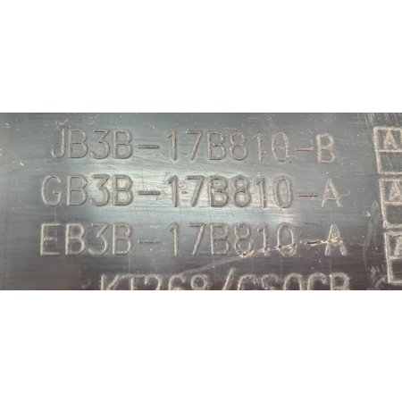 RANGER III ZDERZAK NAKŁADKA STOPIEŃ JB3B-17B810-B